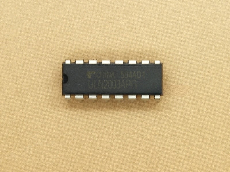 ULN2003A - DIP