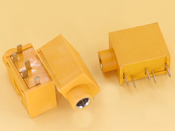 Stereo Audio Socket 5P - Yellow
