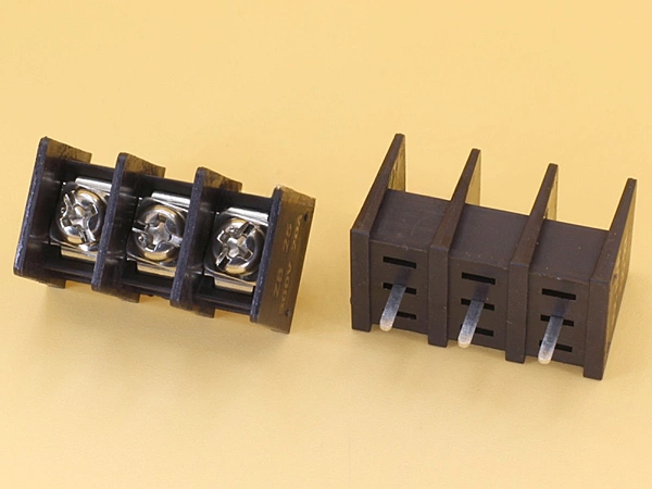 3 Pin 7.62mm 300V 20A Barrier Terminal Block Screw M3