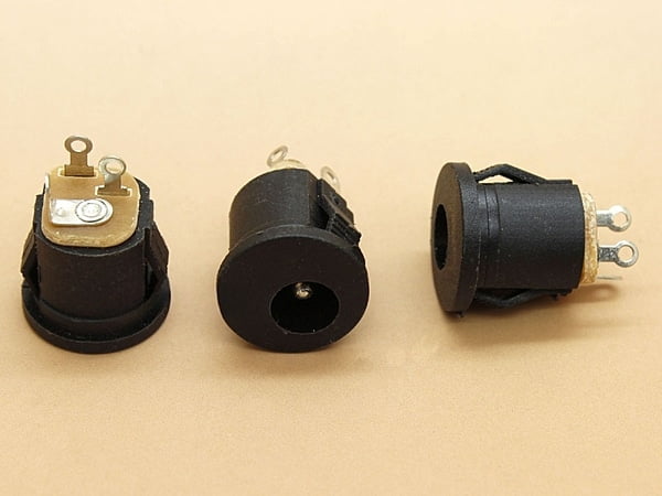 DC Socket - Snap Panel Mount - Suitable for 5.5x2.1mm DC Pins