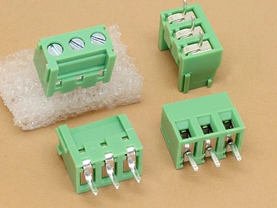 3 Pin 3.81mm 10A Screw Terminal