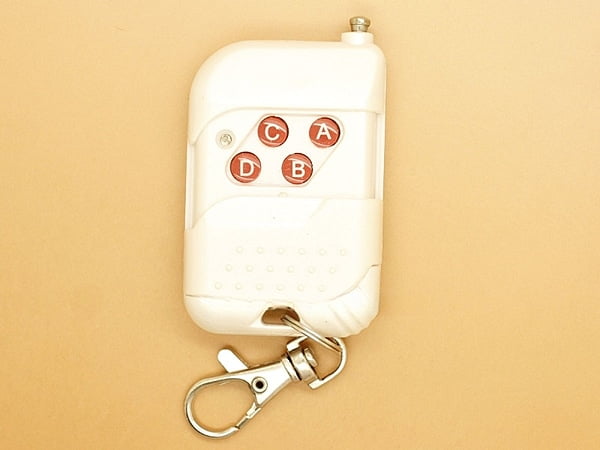 4 Key RF Keypad Transmitter 433 Mhz EV1527 - Learning Code