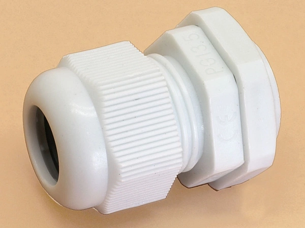 PG13.5 White Nylon Cable Gland for Cable Dia 9-12mm