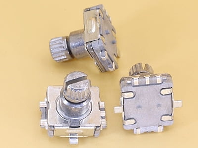 Rotary Encoder EC11 SMD Knurled Shaft 10mm