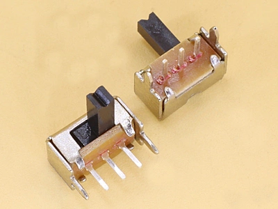 Slide Switch TH Horizontal - 3 pins - 1 circuits - 2 positions Knob 5mm