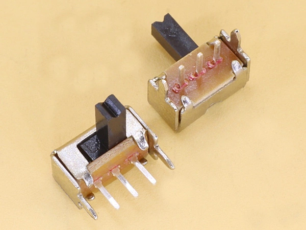 Slide Switch TH Horizontal - 3 pins - 1 circuits - 2 positions Knob 5mm