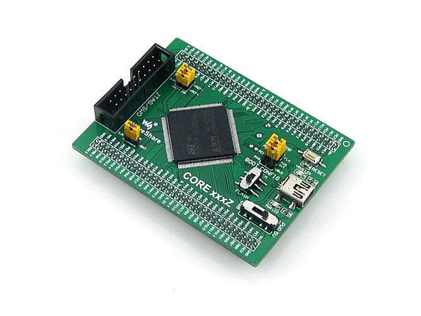 STM32 small board with the STM32F407ZxT6 MCU