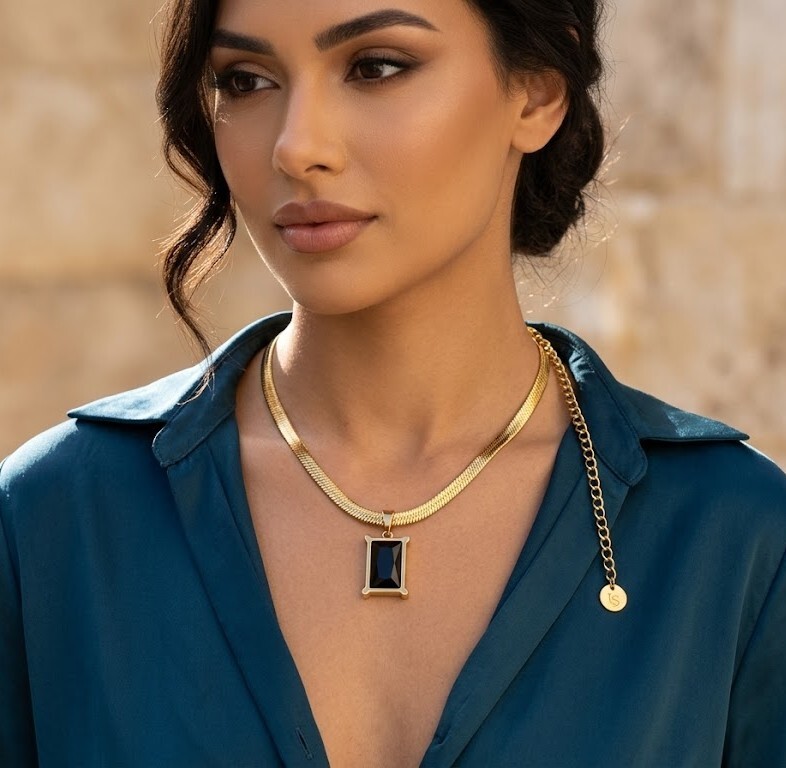 Florium™ Solitaire Pendant Necklace [PNSS-01B]