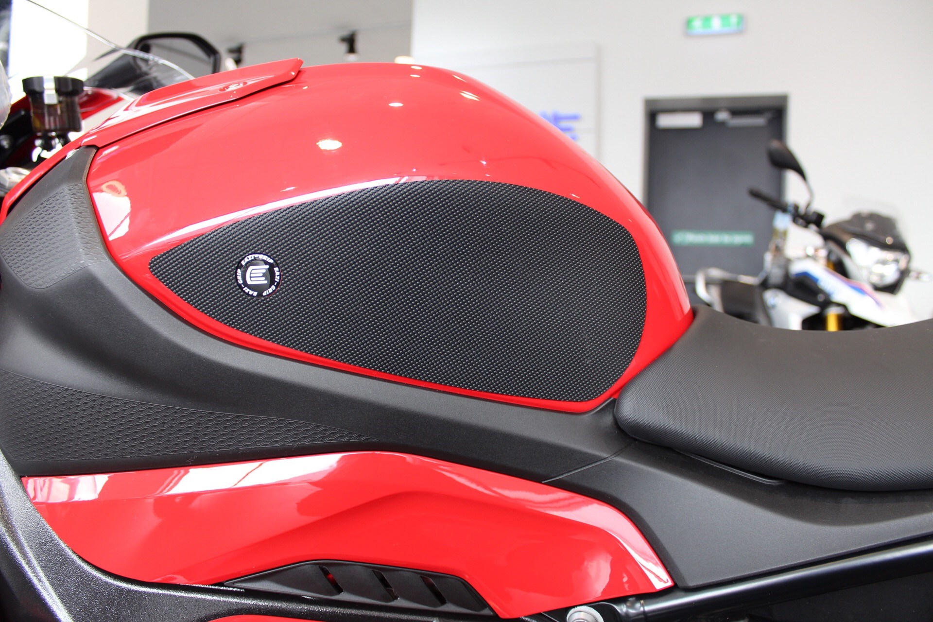 Eazi-Grip Pro Tank Grips for BMW S1000RR 2019-2025 Eazi-Grip Pro Tank Grips for BMW S1000RR 2019-2025