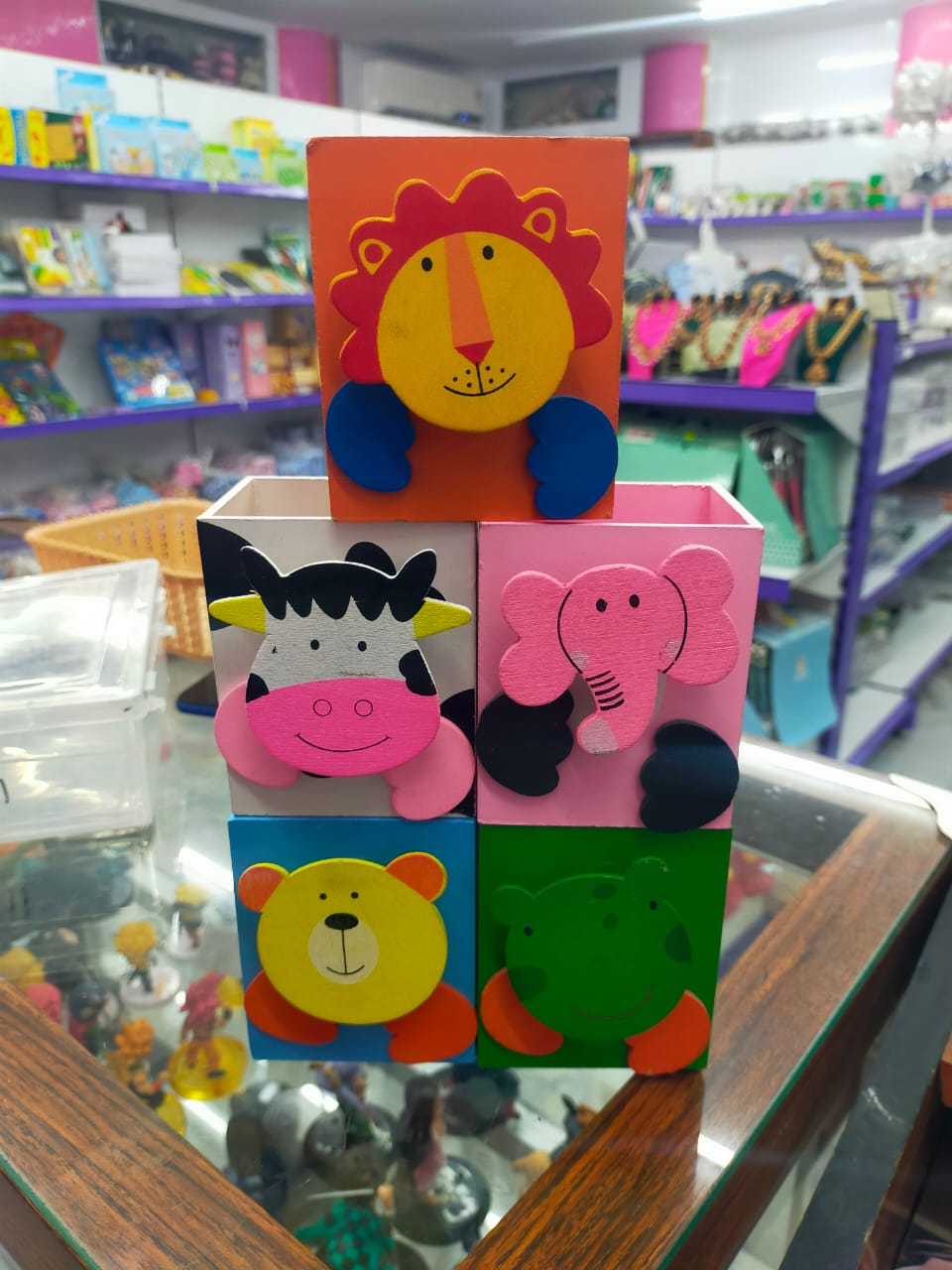 Animal Pen Stand PSD01