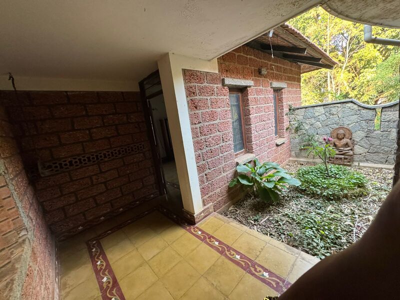 Moonster's Miss Serendipity Home Off Yelahanka Bangalore