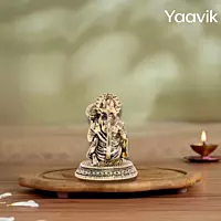 Lord Hanuman – Devotional Surrender | Fine Brass | 1.5”