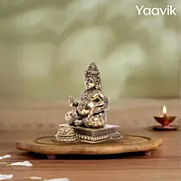 Lord Kubera – Guardian of Wealth | Fine Brass | 3.5”