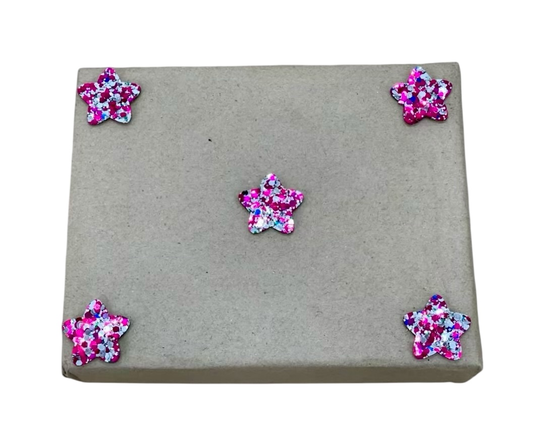 Fuchsia Star Accessory
