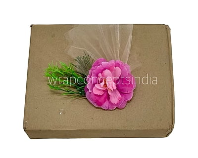 Petunia & Net Fan Ready Bunch