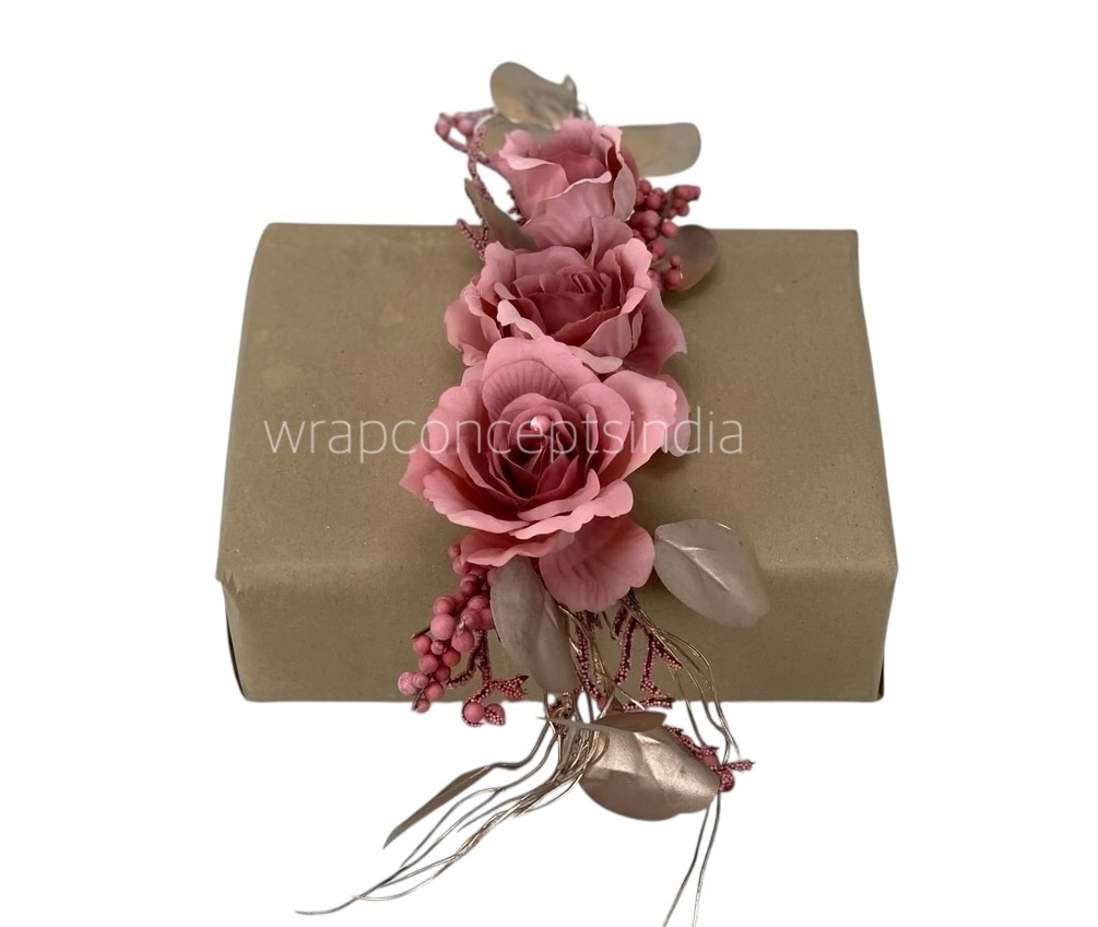 Strawberry Roses Ready Bunch