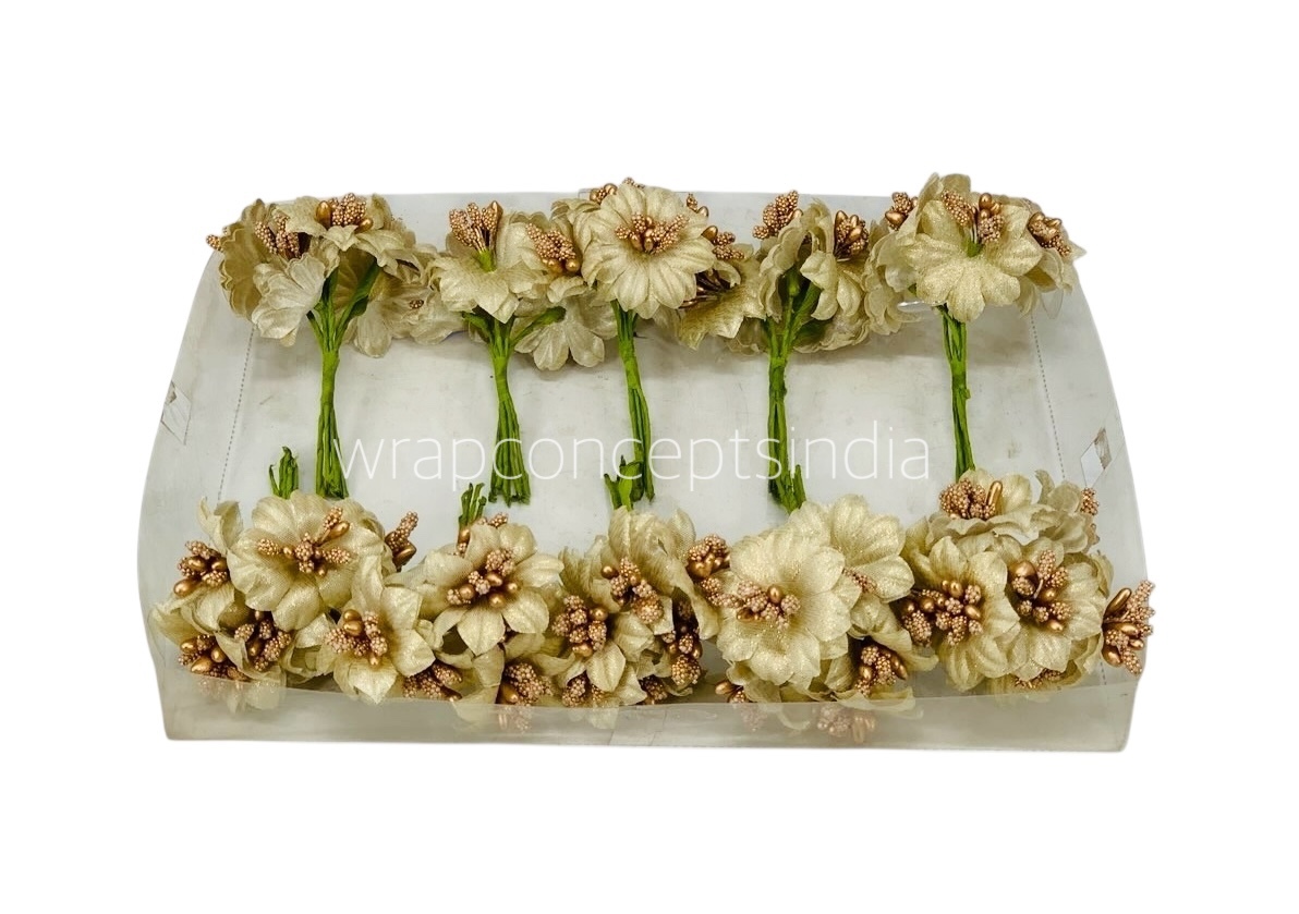 Dull Gold Flowers with gold pollen