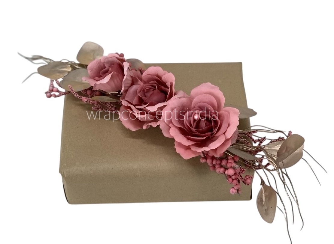 Strawberry Roses Ready Bunch