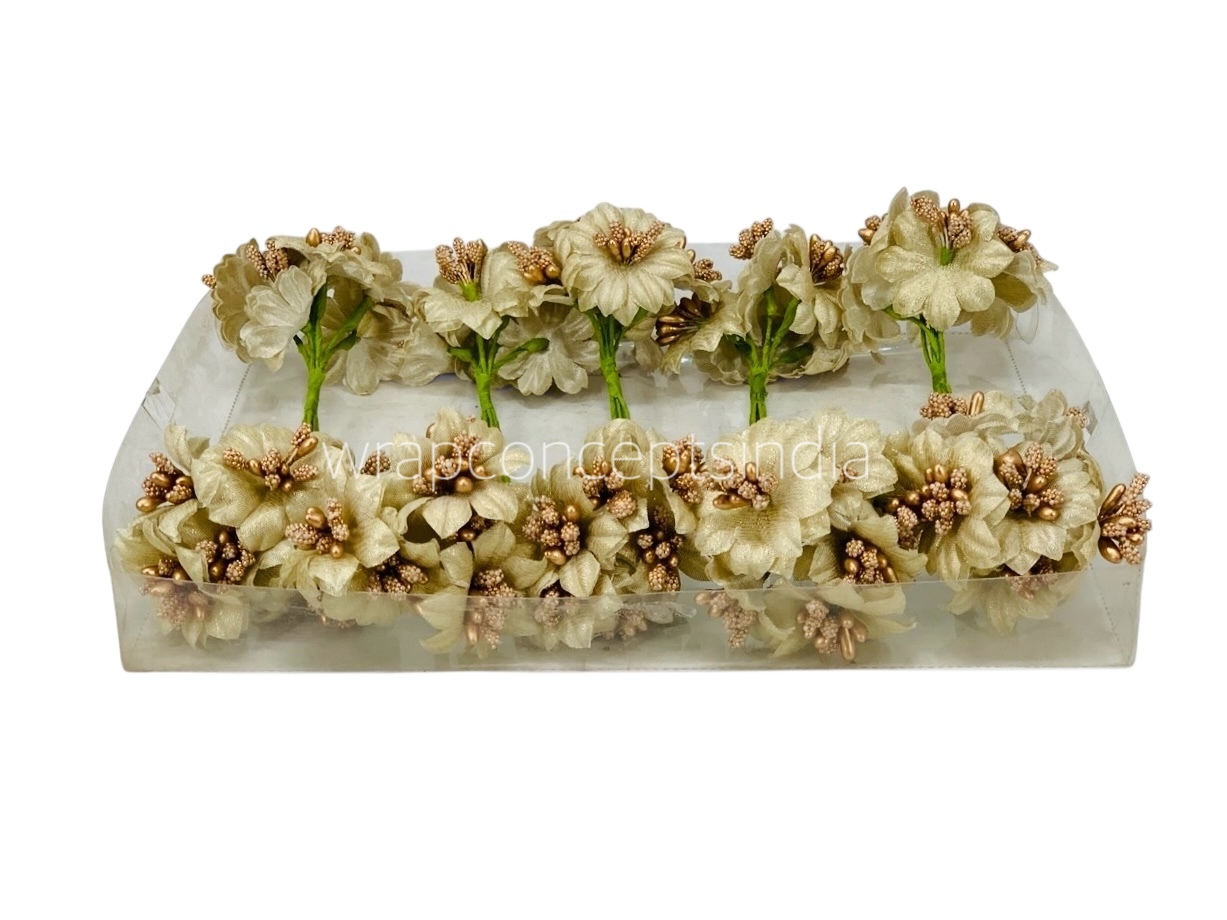 Dull Gold Flowers with gold pollen