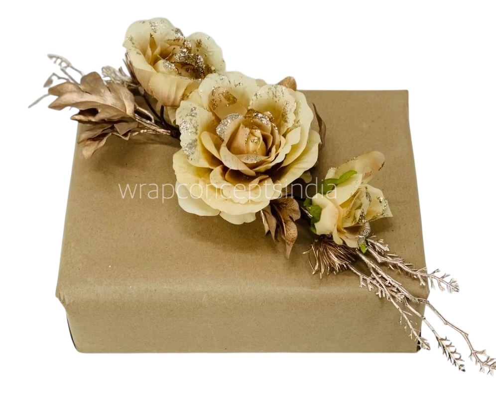 Hazelnut Roses Ready Bunch