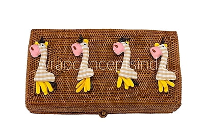 Plaid Giraffe - Pink / Mustard