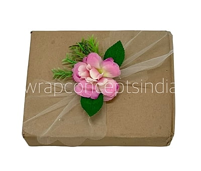 Petunia & Net Fan Ready Bunch