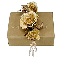 Hazelnut Roses Ready Bunch