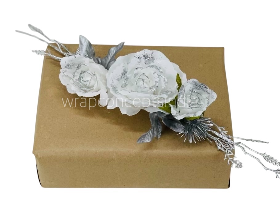 Snow Roses Ready Bunch