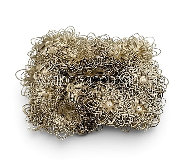 Champagne Filigree Bloom