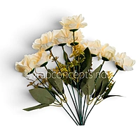Velvet Touch Garden Rose Bunch