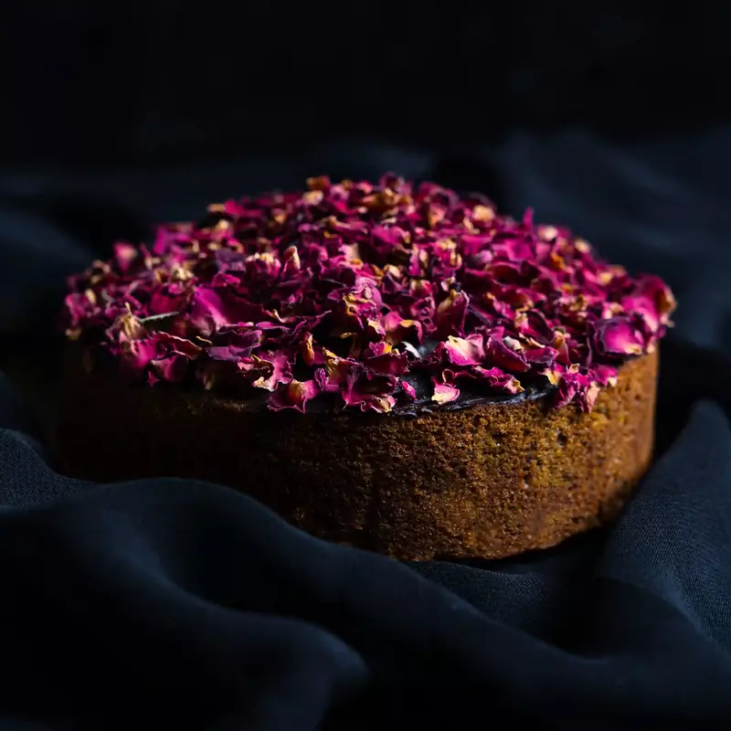 Pistachio Rose Teacake 500 Gms - Gourmestan