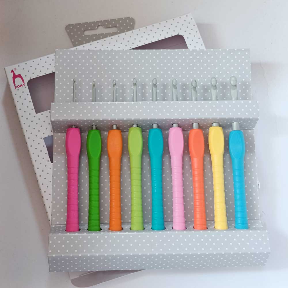 Pony Easy Grip Crochet Hook Set Pony Easy Grip Crochet Hook Set