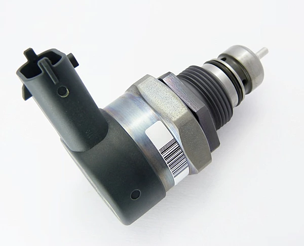 BOSCH - PRESSURE REGULATOR - SUITABLE FOR ALL DIESEL VEHICLE FIPS | 0281006015