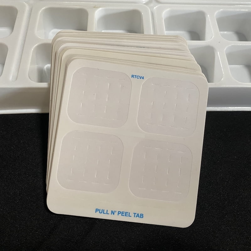 Multi well insect bioassay trays 32 wells with 8 sticker lids