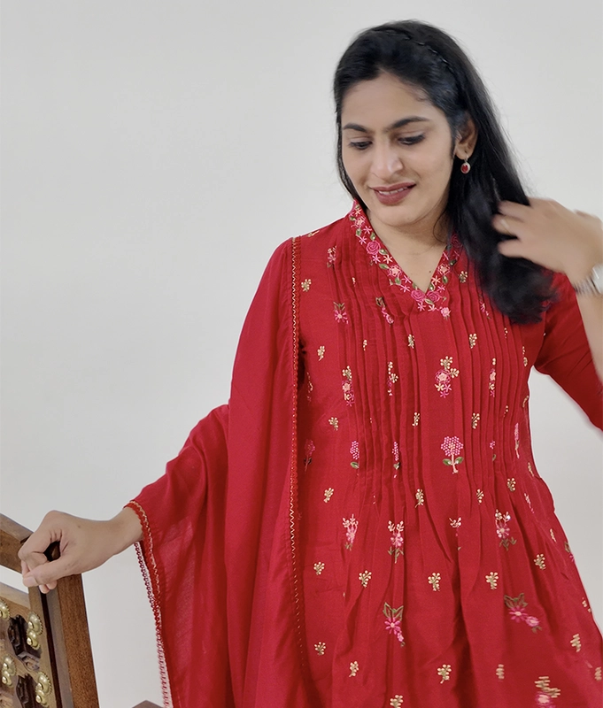 Red Gulnaar Suit Set