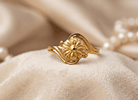18 kt Gold Daisy Bypass Ring