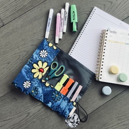 ROLL UP POUCH FLOWERS