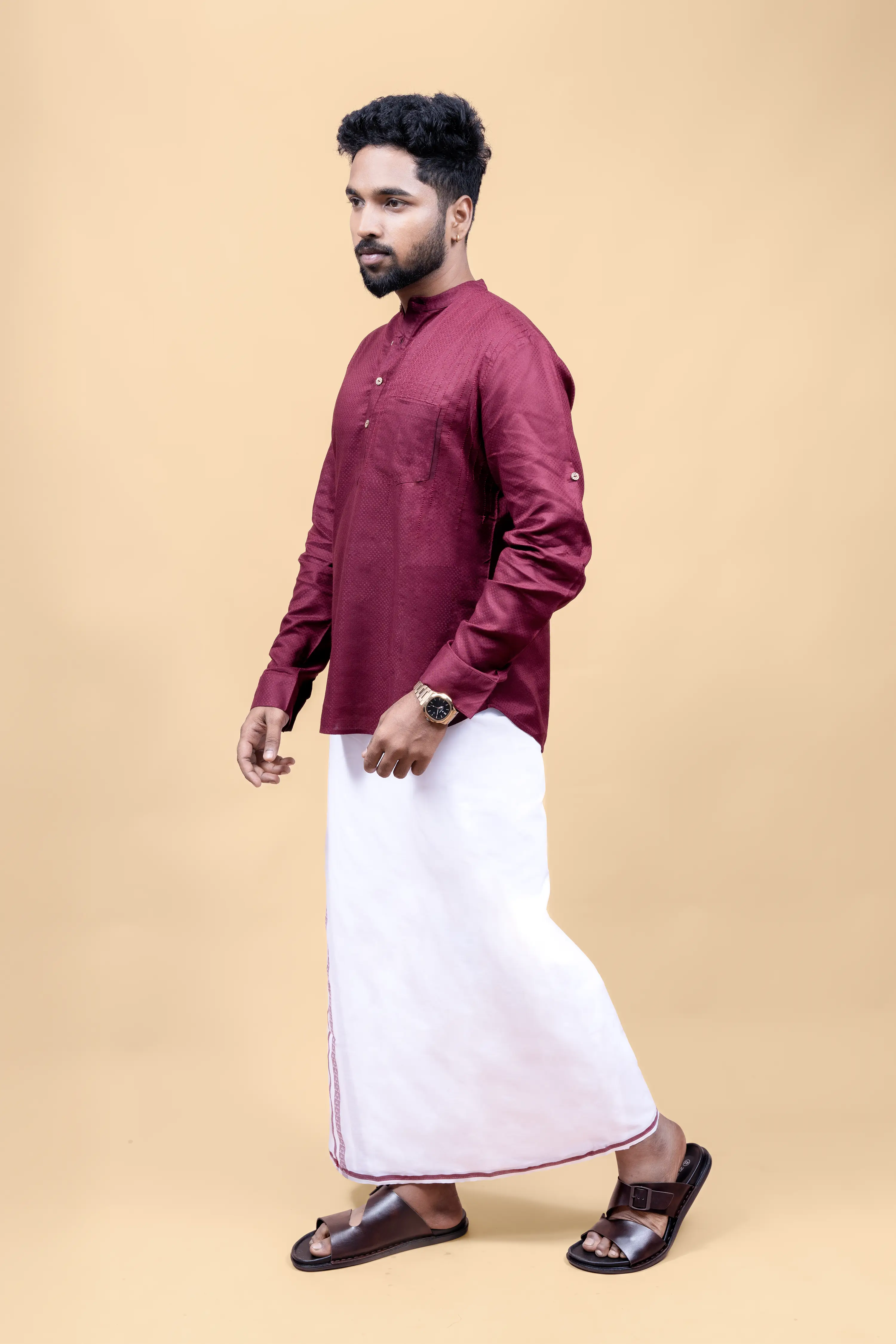 Men's Embroidered Short Kurta