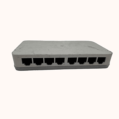 Refurbished D-LINK 8-Port 10/100 Desktop Switch (DES-1008C)