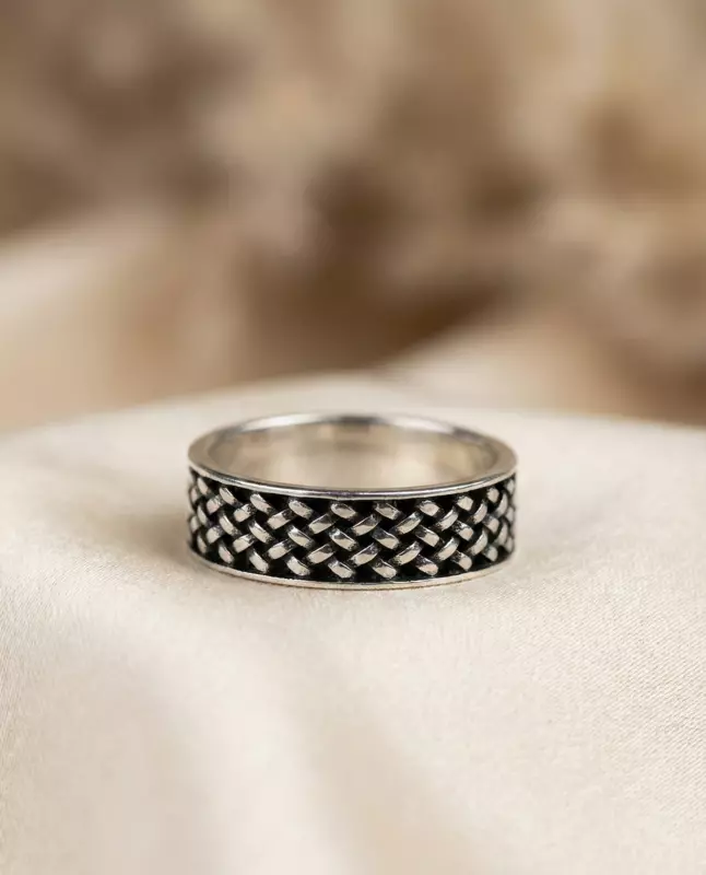 925 Silver Obsidian Grid Silver Band - Medium