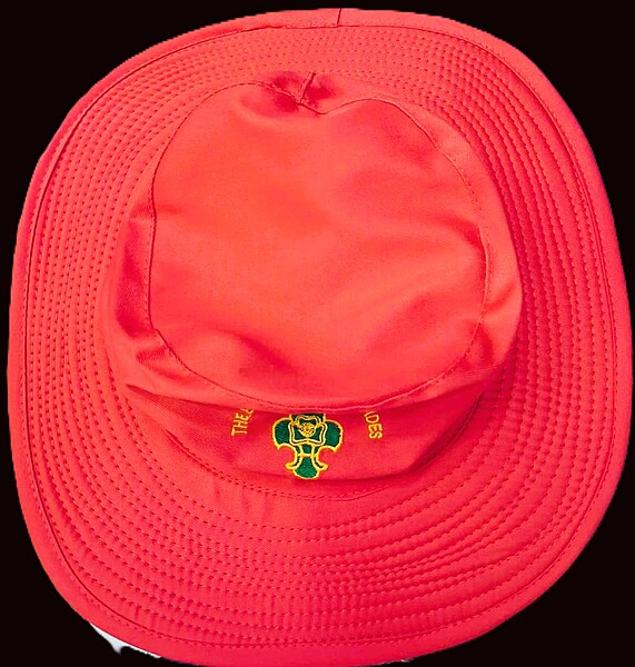 Round Cap - Hat Read