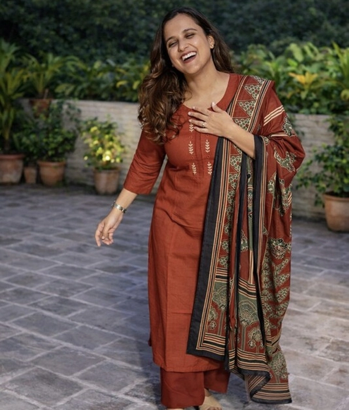 Rust Aura Kurta Set