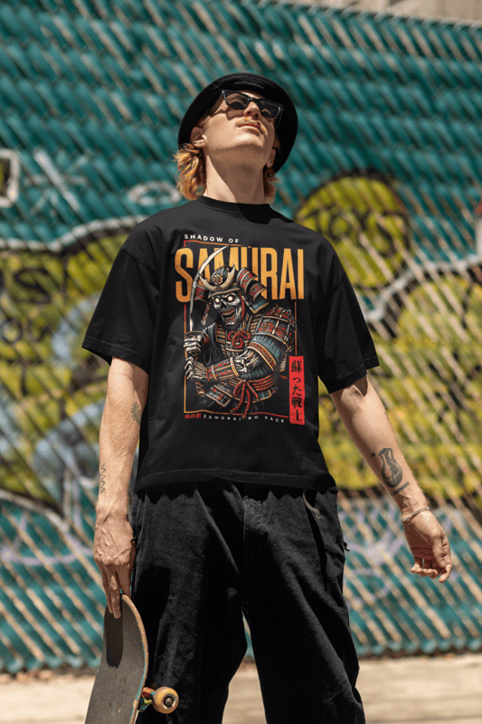 Oversized t-shirt featuring Samurai