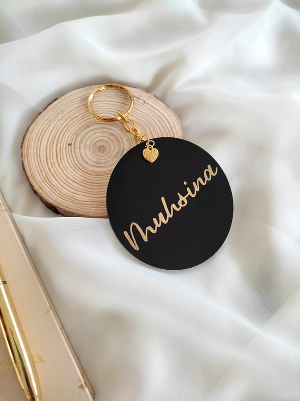 Personalized acrylic keychain with English and Arabic calligraphy