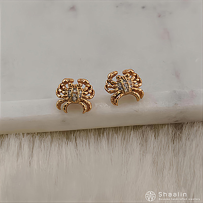 Crab Shape Exquisite Tiny Studs