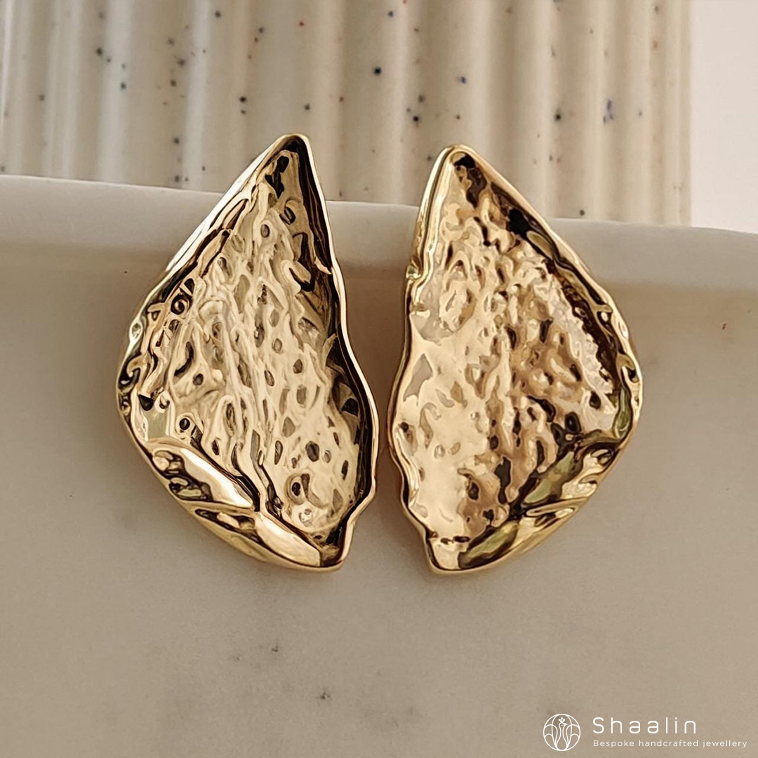 Grace in Geometry, Worn with Ease