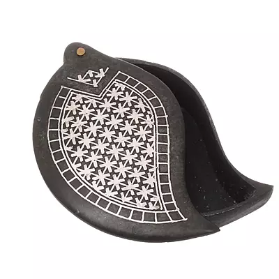 Handcrafted Bidriware Paisley Box – Black Metal Silver Inlay Leaf Kumkum/Trinket Container Handcrafted Bidriware Paisley Box – Black Metal Silver Inlay Leaf Kumkum/Trinket Container