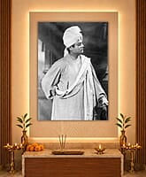 [PP] Swami Vivekananda - London Visit - London (December 1896) - Standing - Ochre turban