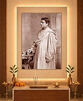 [PP] Swami Vivekananda - London (December 1896) - Standing (Sideview)