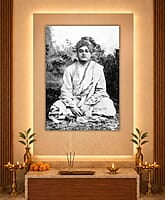 [PP] Swami Vivekananda - Colombo - January 1897 - seated - frontview